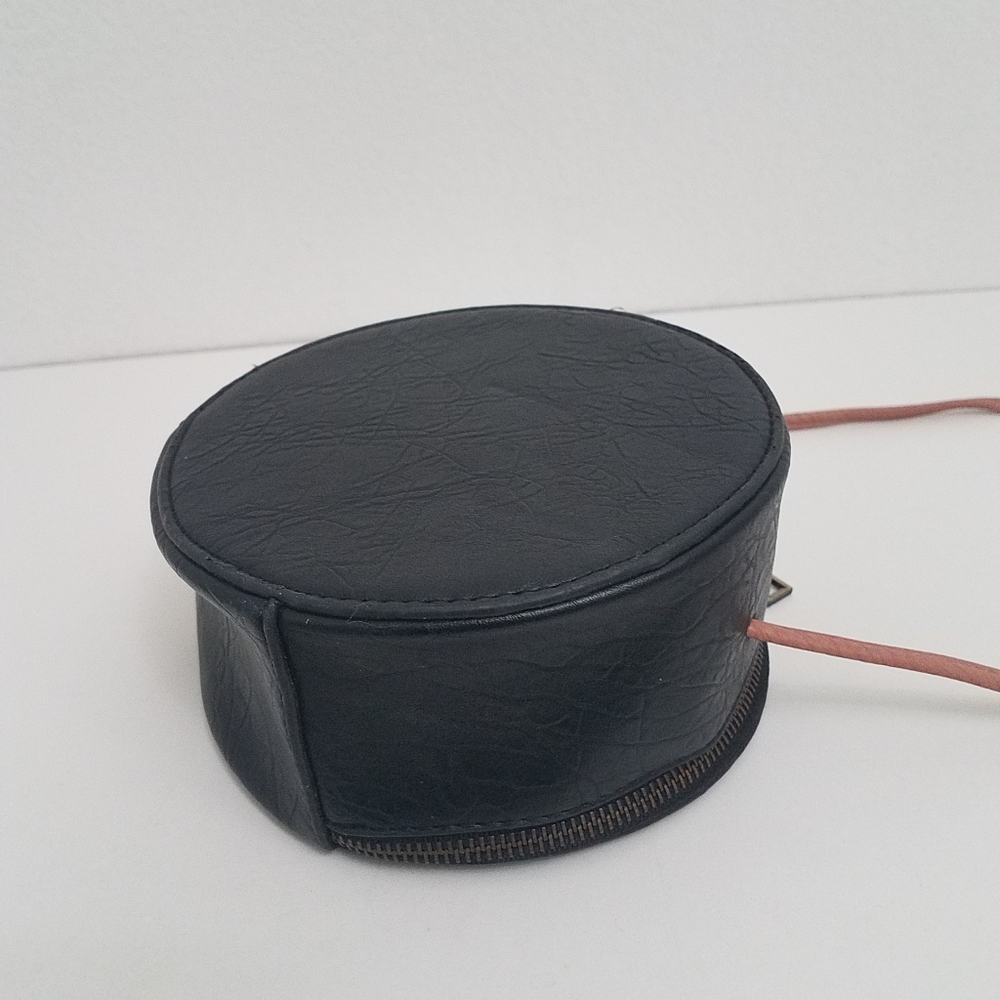 SALE! $10 Round Black Crossbody Bag - Picture 8 of 10
